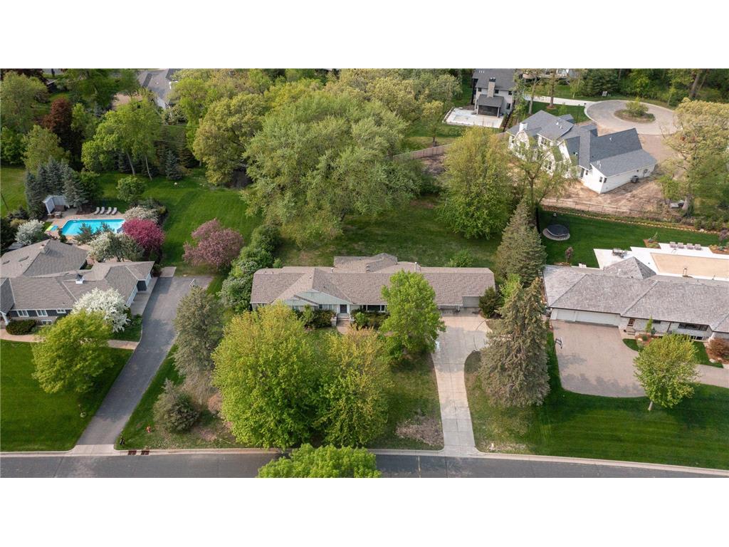 6212 Parkwood Road, Edina