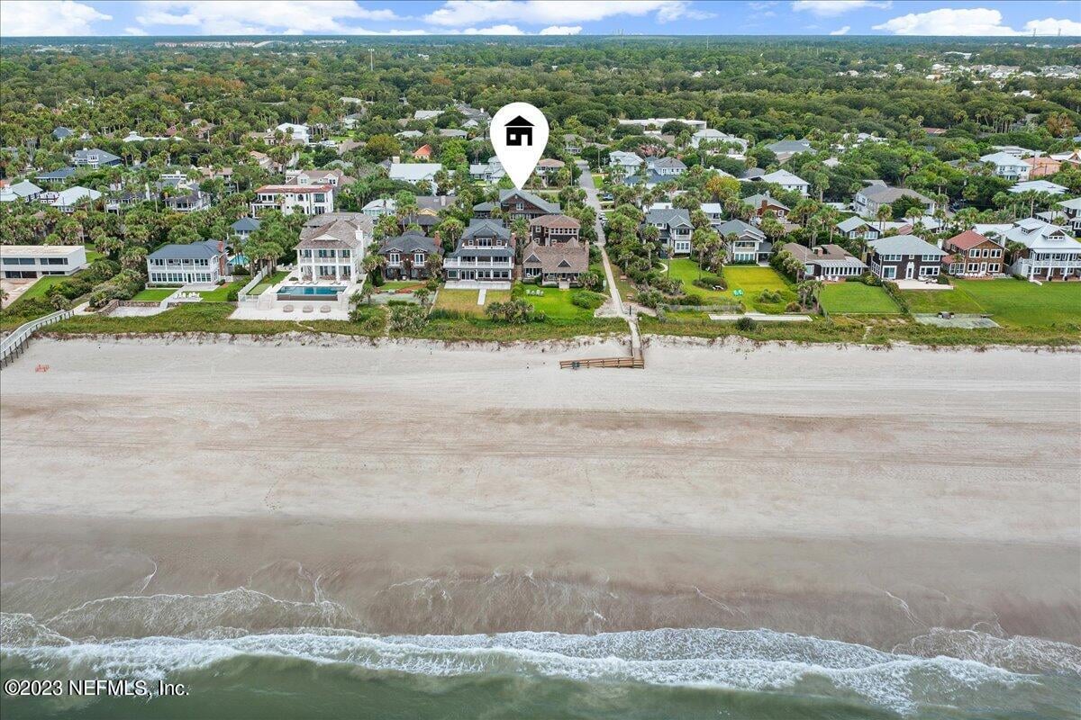 1296 BEACH Avenue