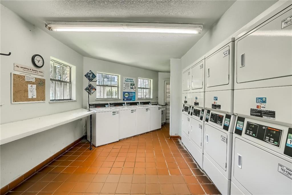 2425 Ashdale Dr #24, Austin, Texas 78757