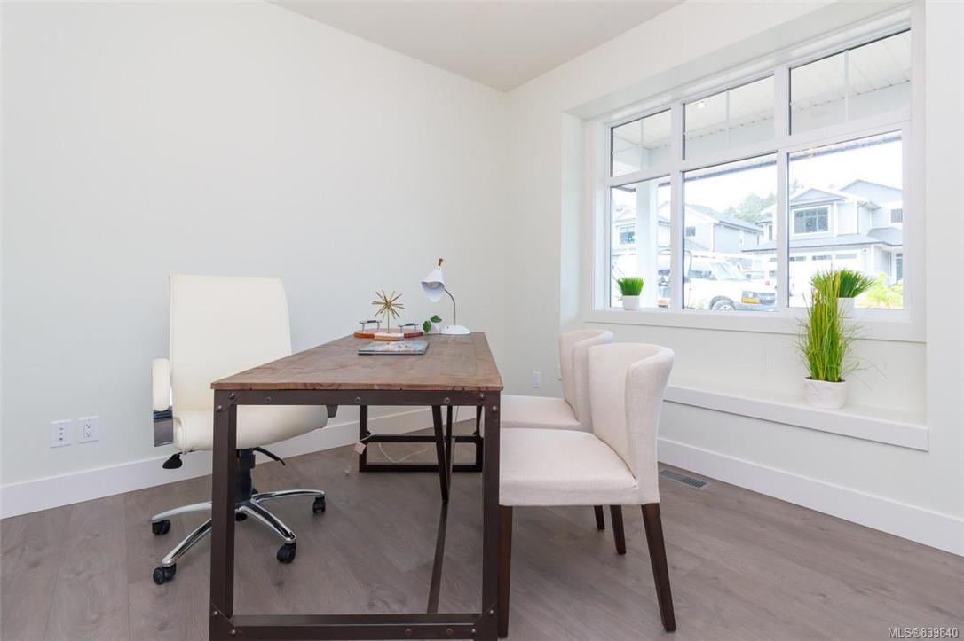 3516 Paperbark Cres