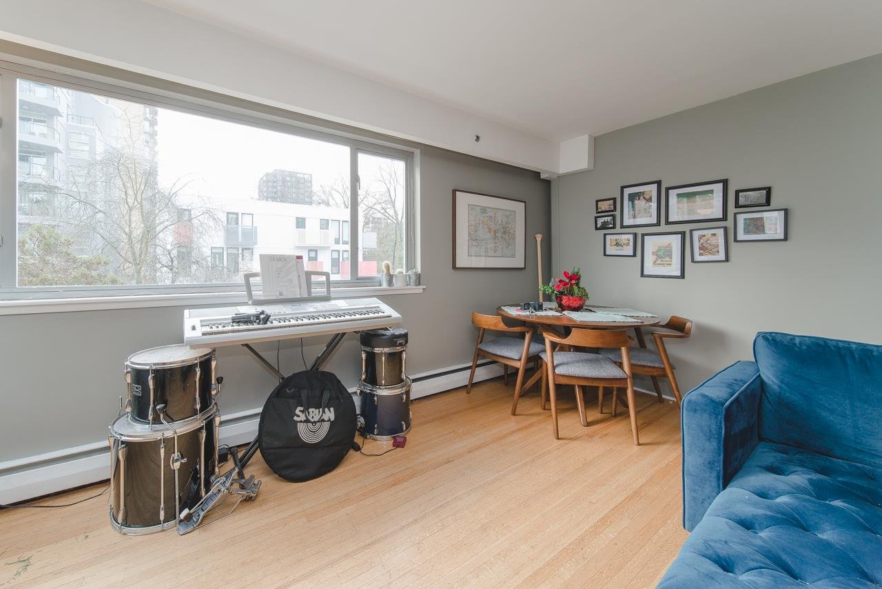 302-1050 Jervis St