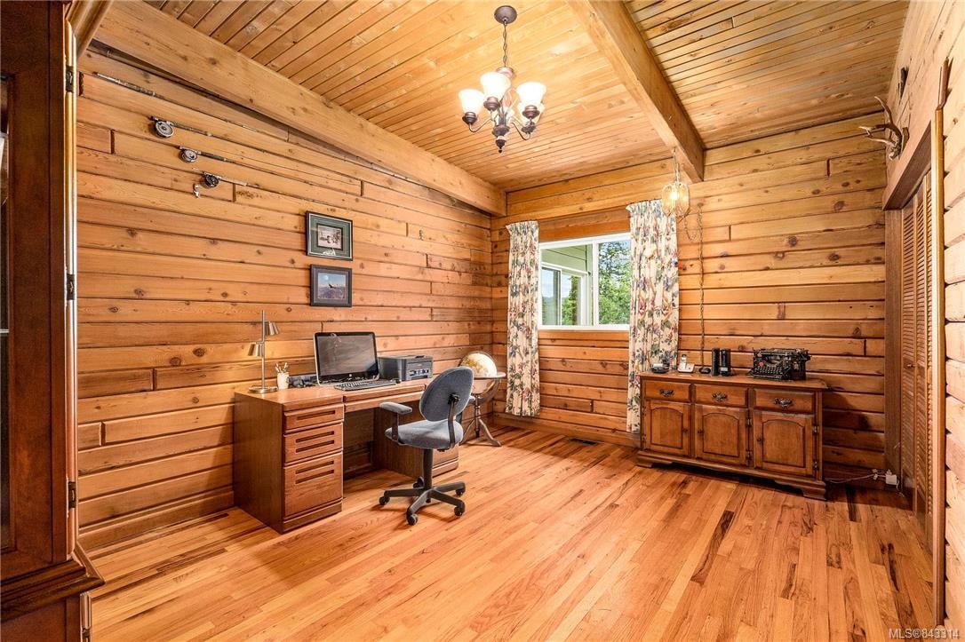 2482 Skedans Rd