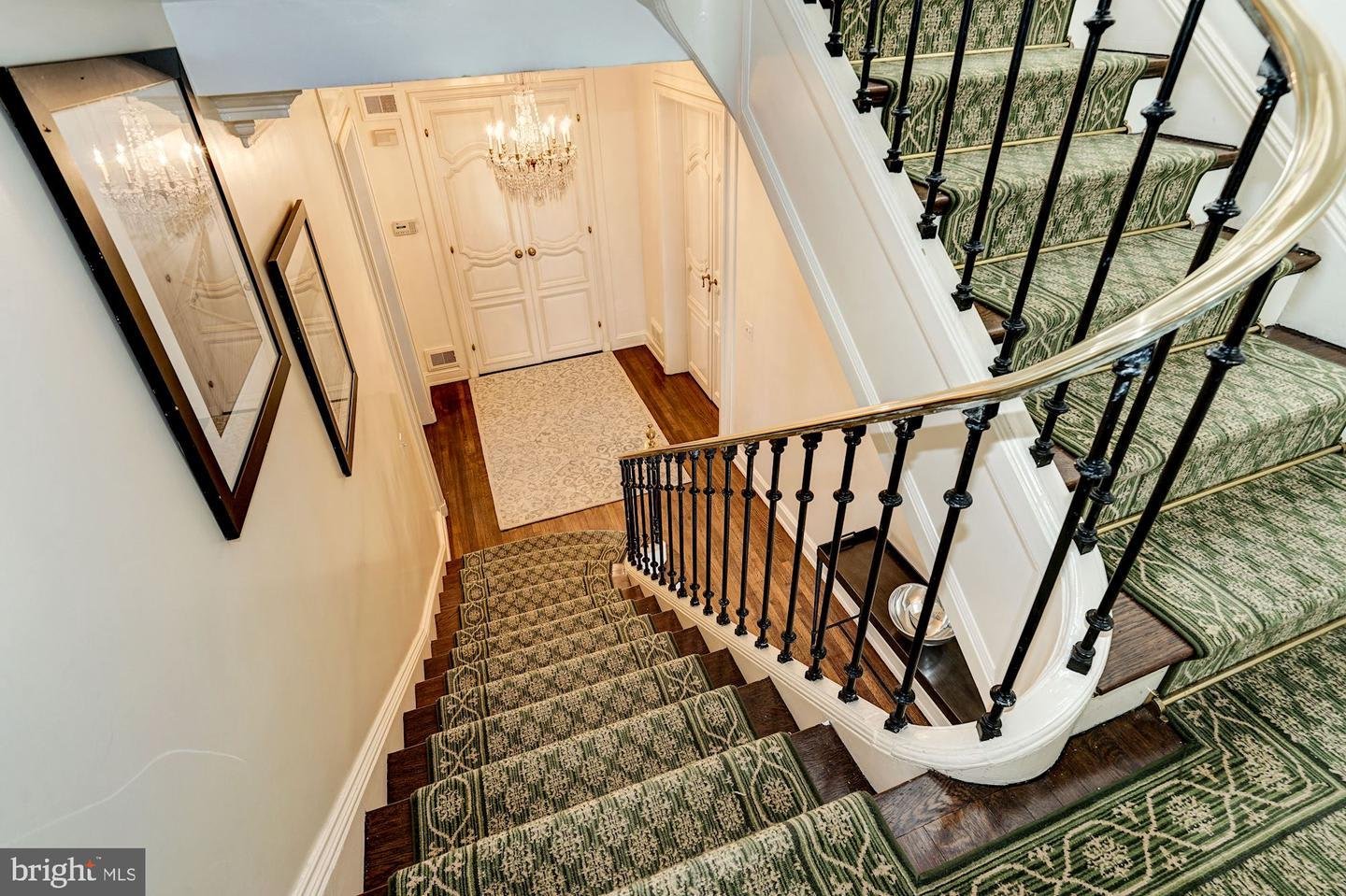 84 Kalorama Cir NW