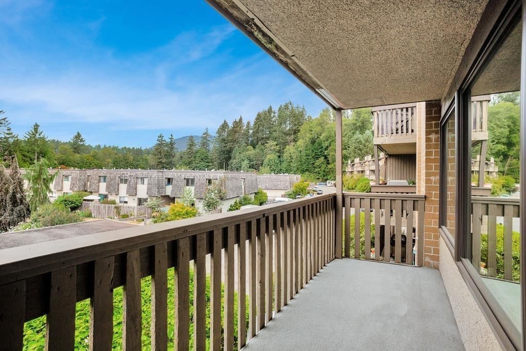 1015 Old Lillooet Rd