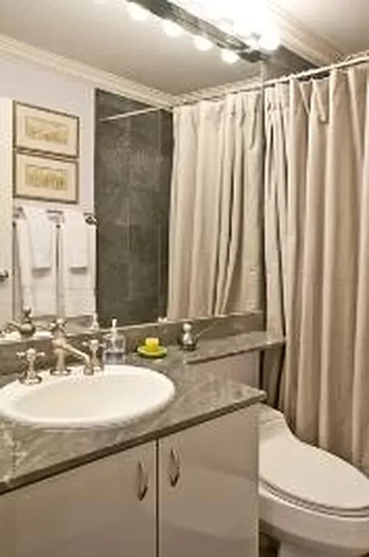 510 East 80th Street Unit: 7B