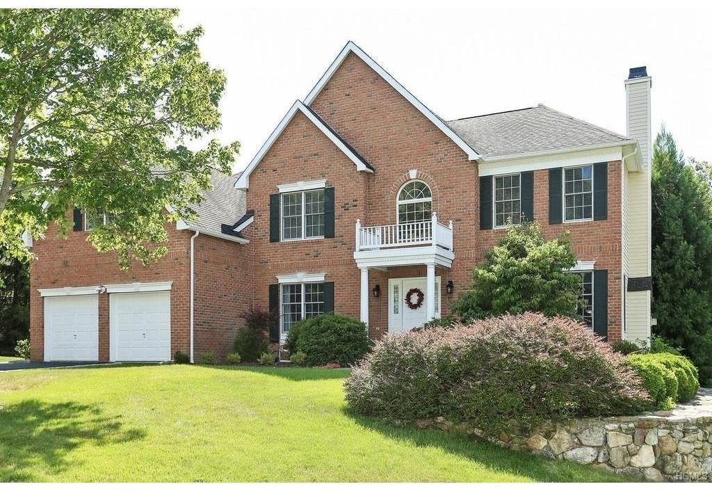 26 Carlton Dr