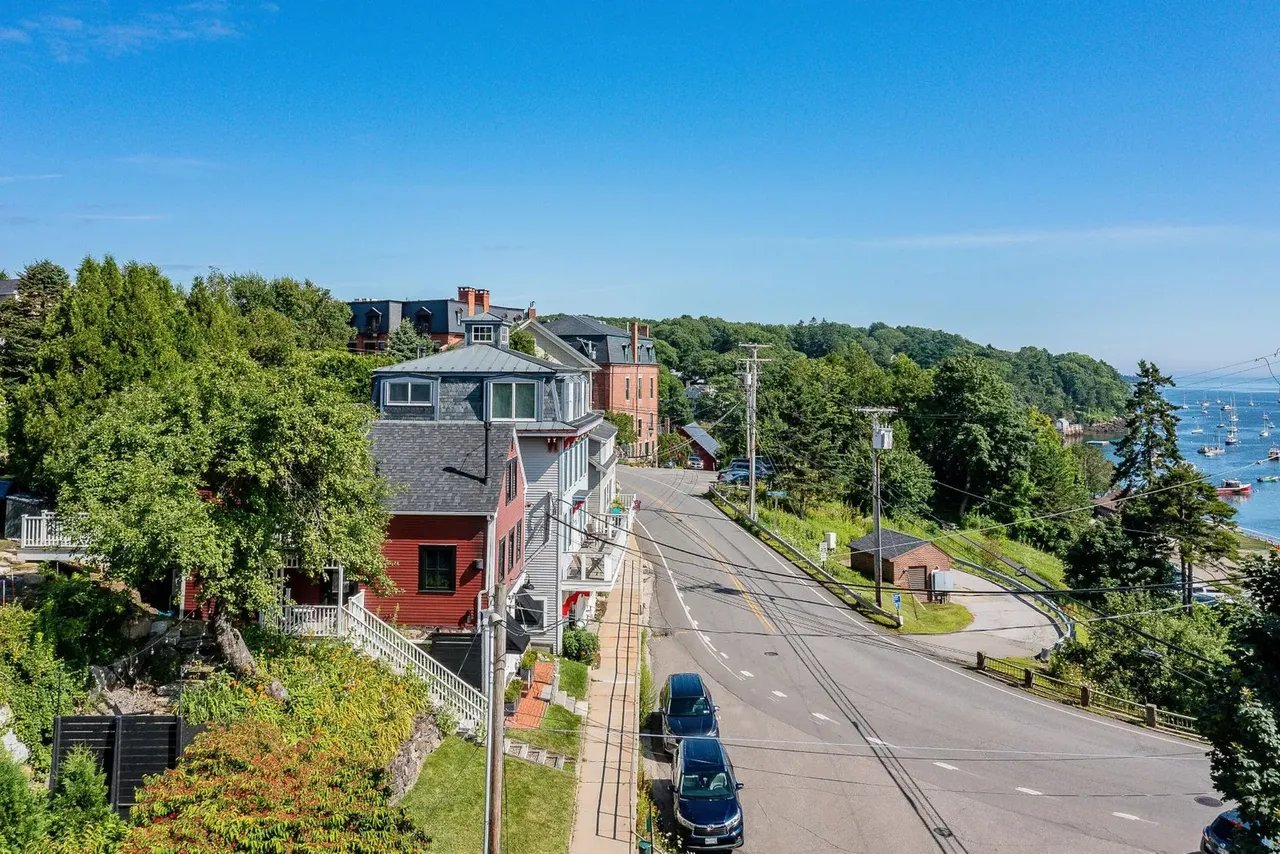 New Listing! 25 Main Street Rockport, ME 04856 – $1,500,000