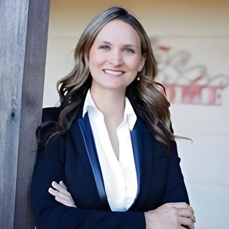 Kelly Potter-Hovda Helotes TX Real Estate Agent Headshot