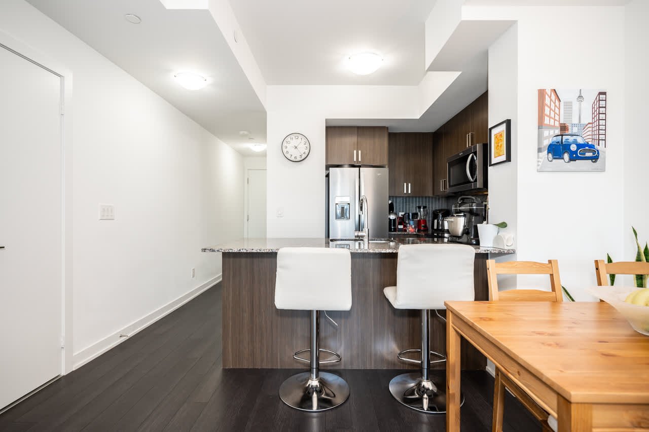 1603 Eglinton Ave W Unit: 716