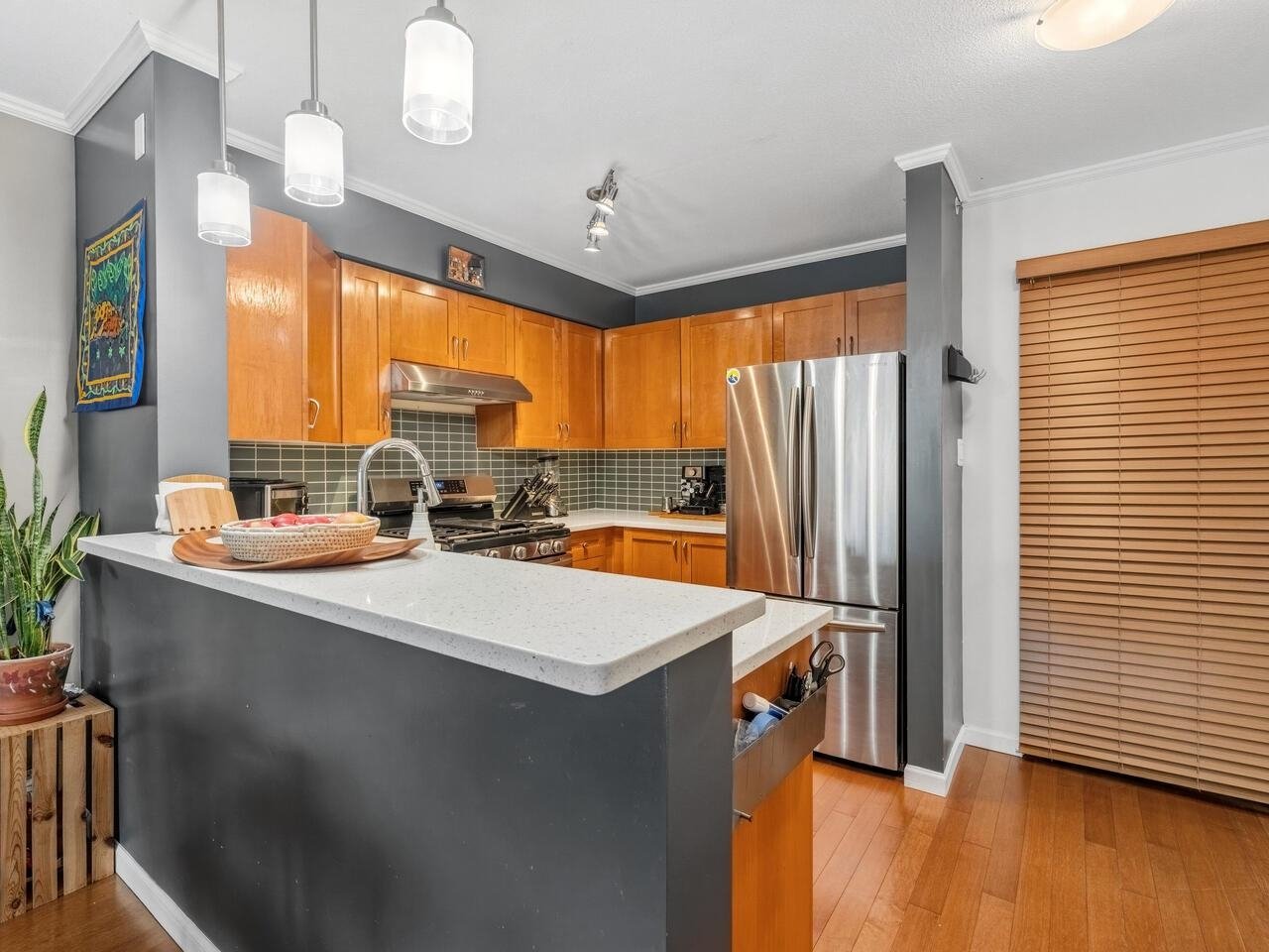 409-2161 W 12th Ave