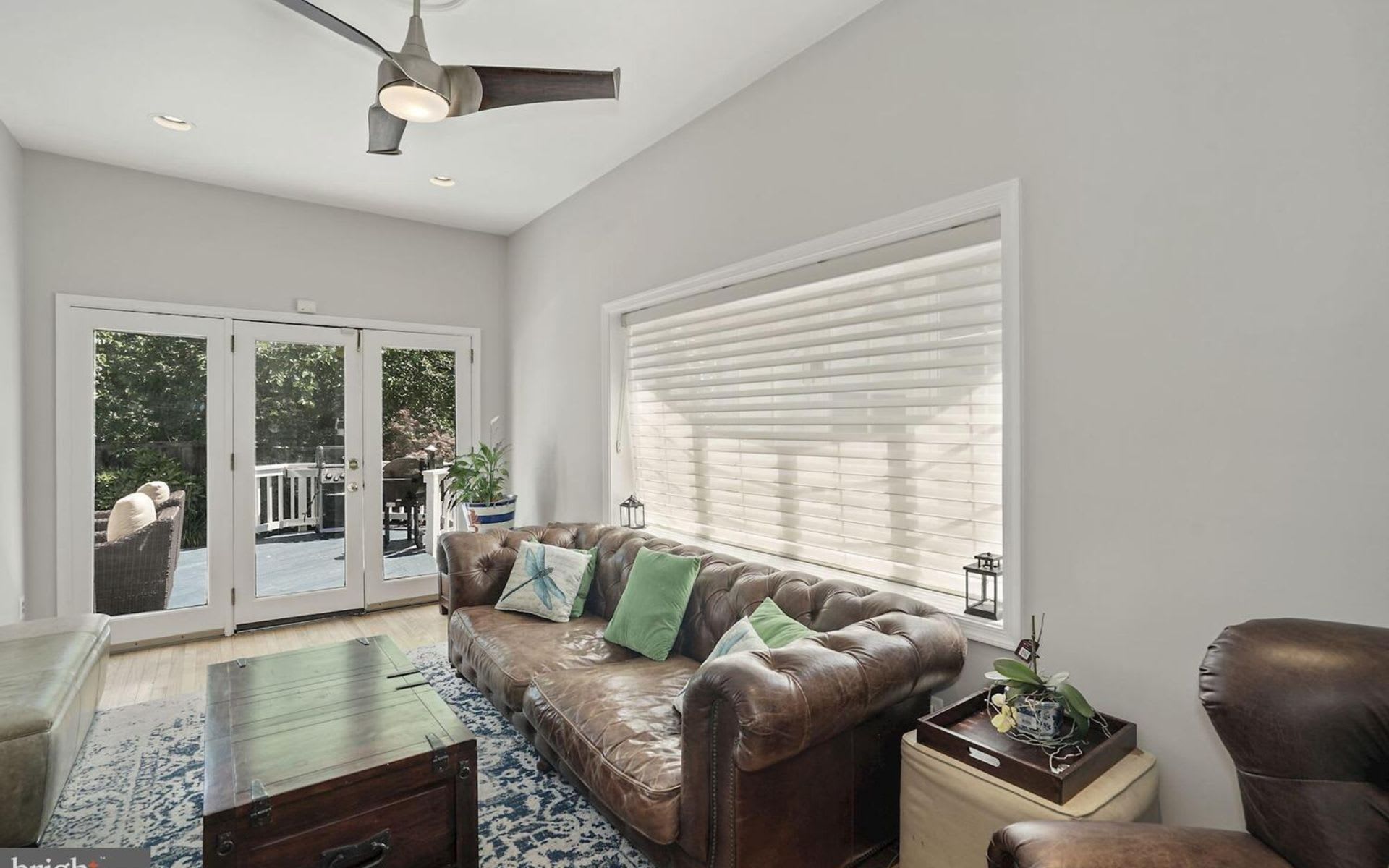 1409 Oakcrest Dr