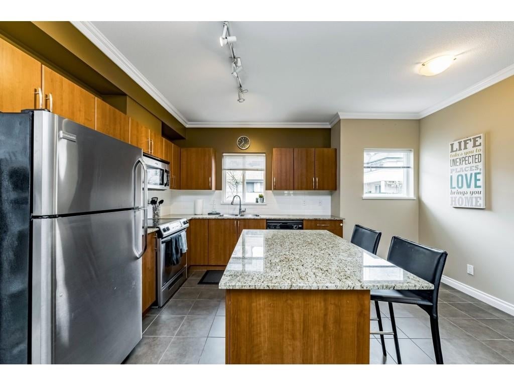611-1661 Fraser Ave