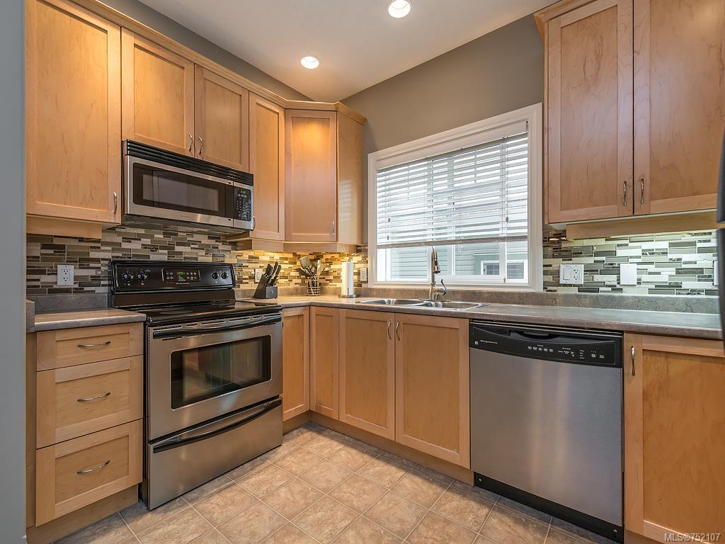 950 Walfred Rd, Langford