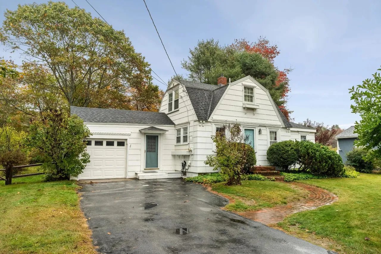 New Listing! 1174 Sawyer Road, Cape Elizabeth, ME 04107 – $545,000