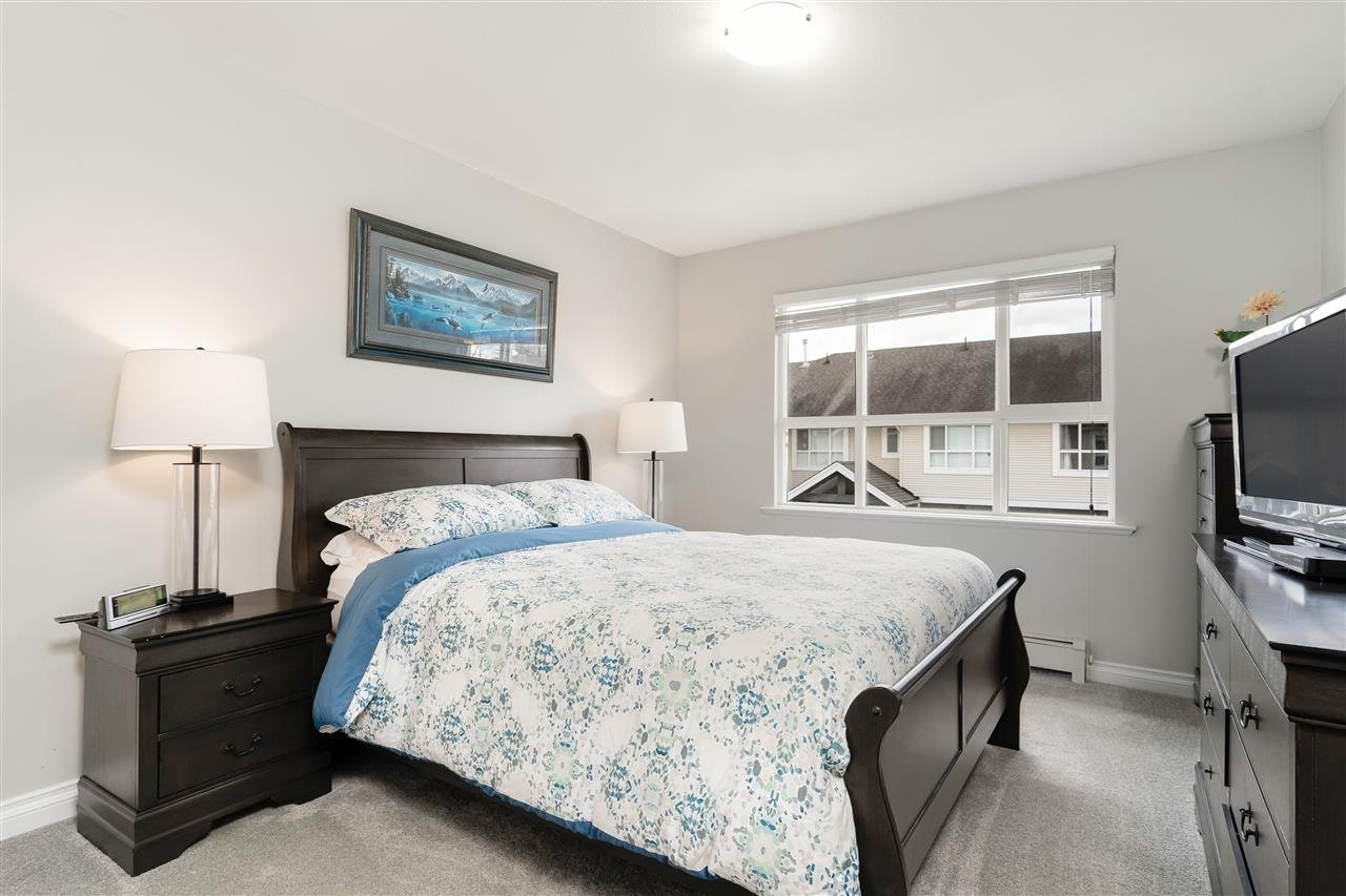25-6513 200 Street, Langley