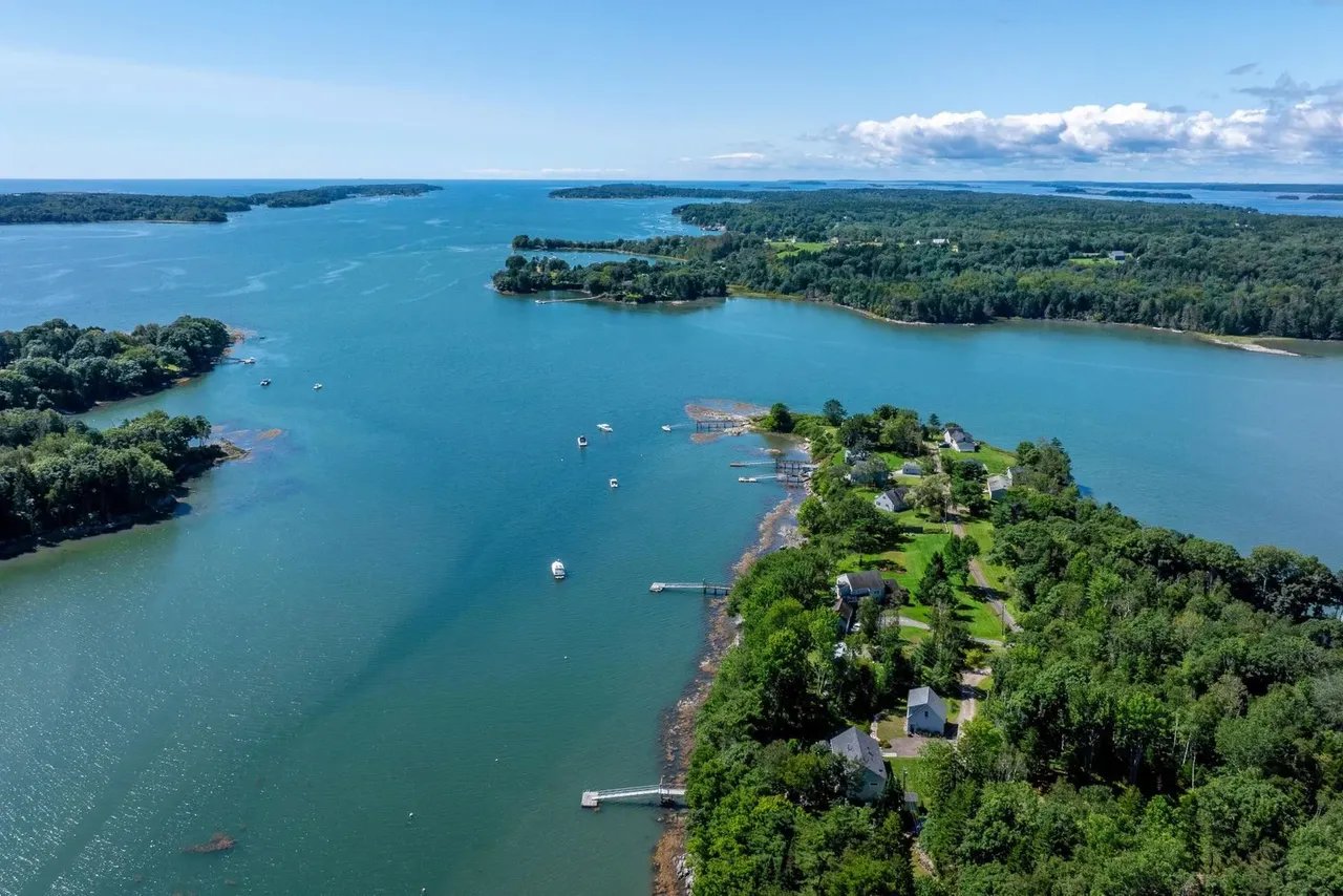 New Listing! 10 Serenity Drive, Harpswell, ME 04079 – $1,525,000