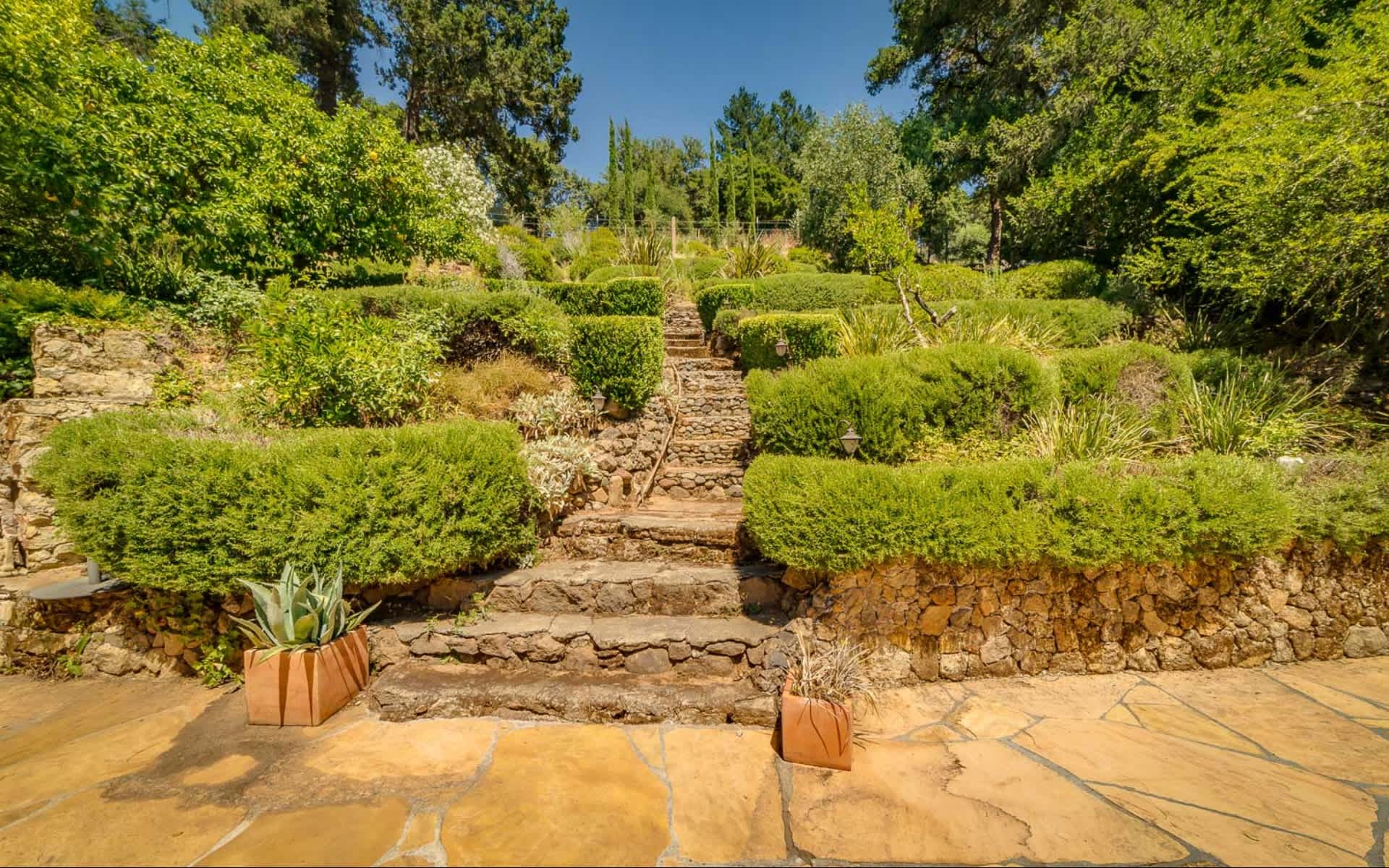 Absolutely Stunning Jewel Estate  - SOLD