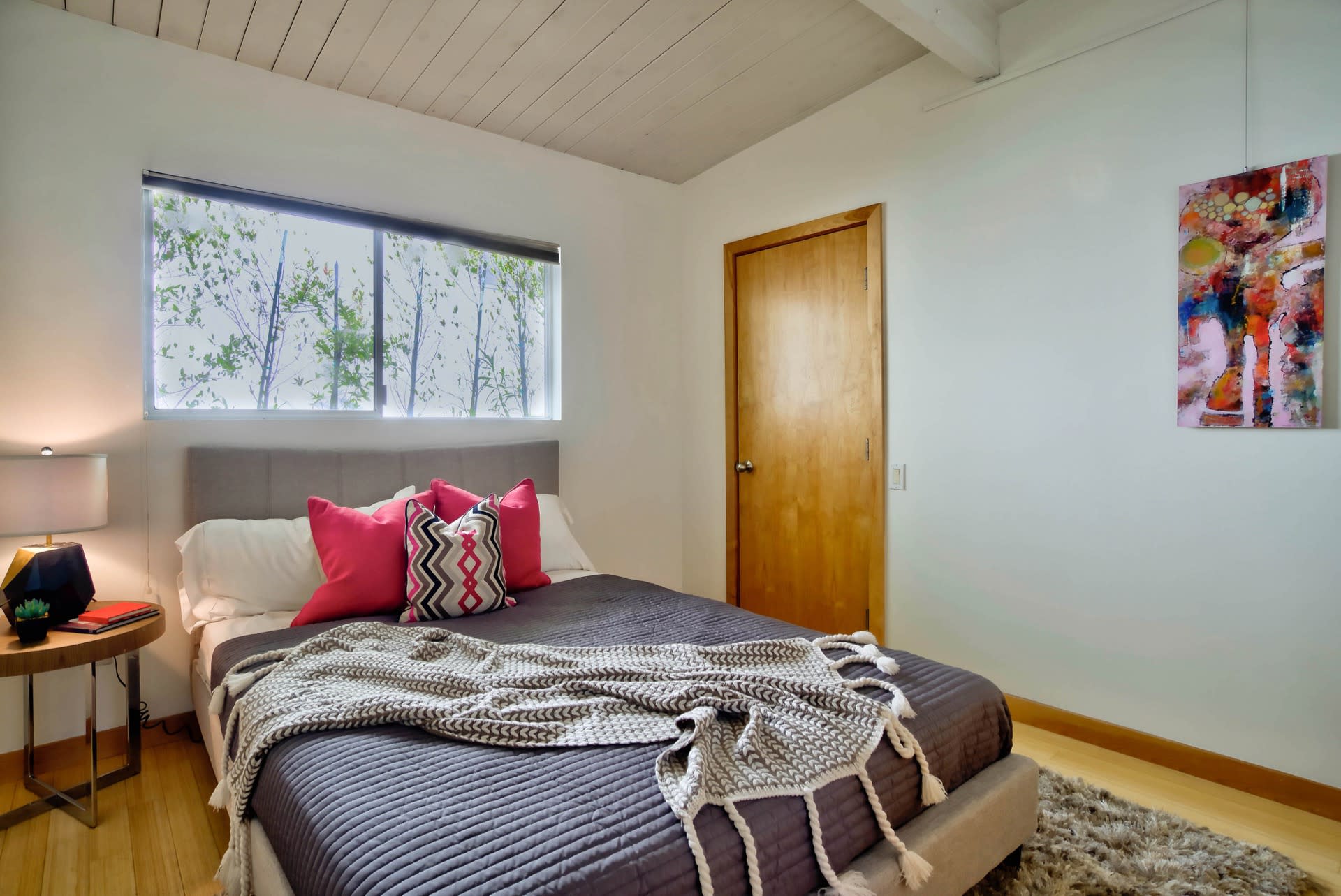 5025 OCEAN VIEW