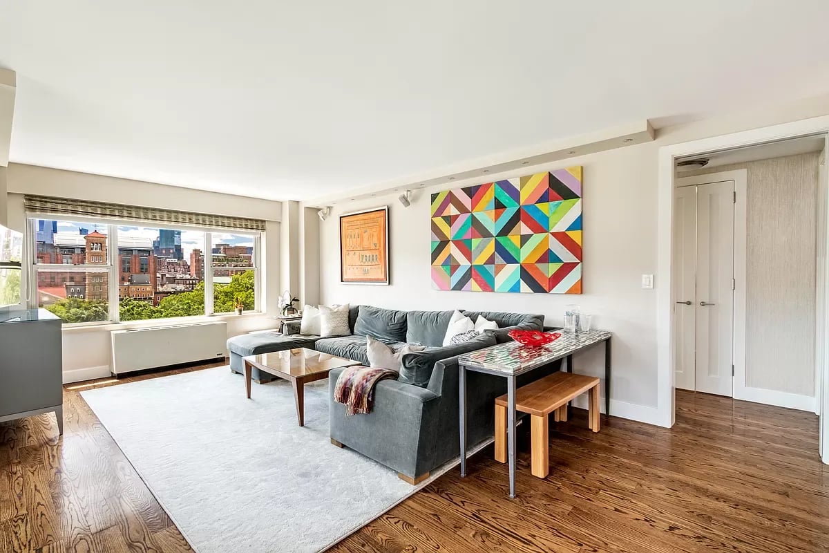 2 Fifth Avenue Unit: 10F