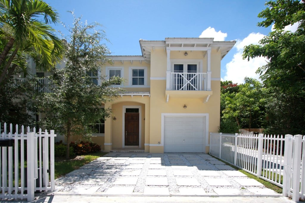 2960 Bridgeport Ave Villa B
