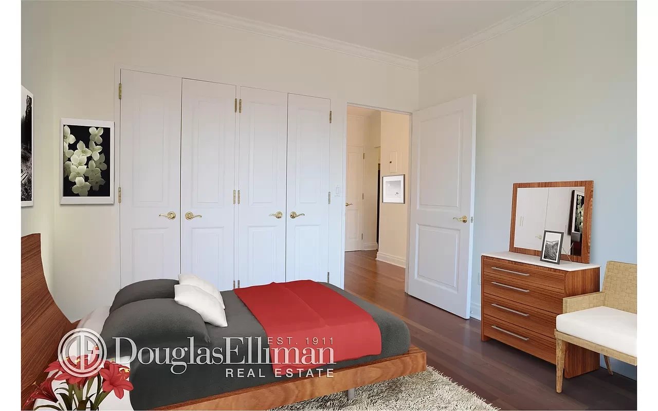 400 East 90th Street Unit: 18B