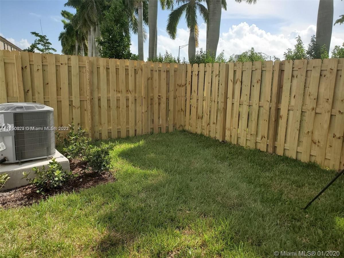 11318 SW 254th Ter