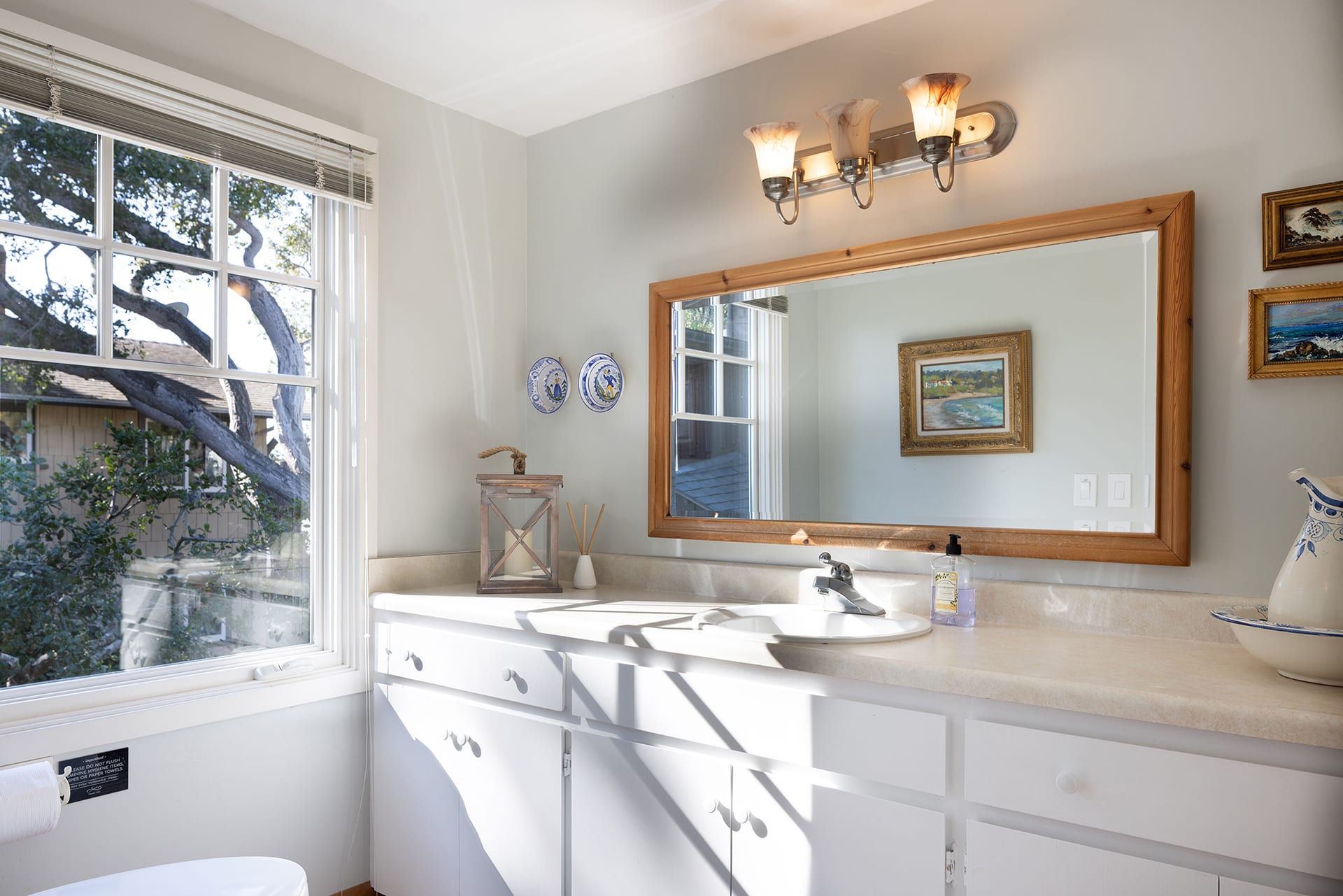 Spacious Carmel Cottage - Monte Verde & 7th SWC