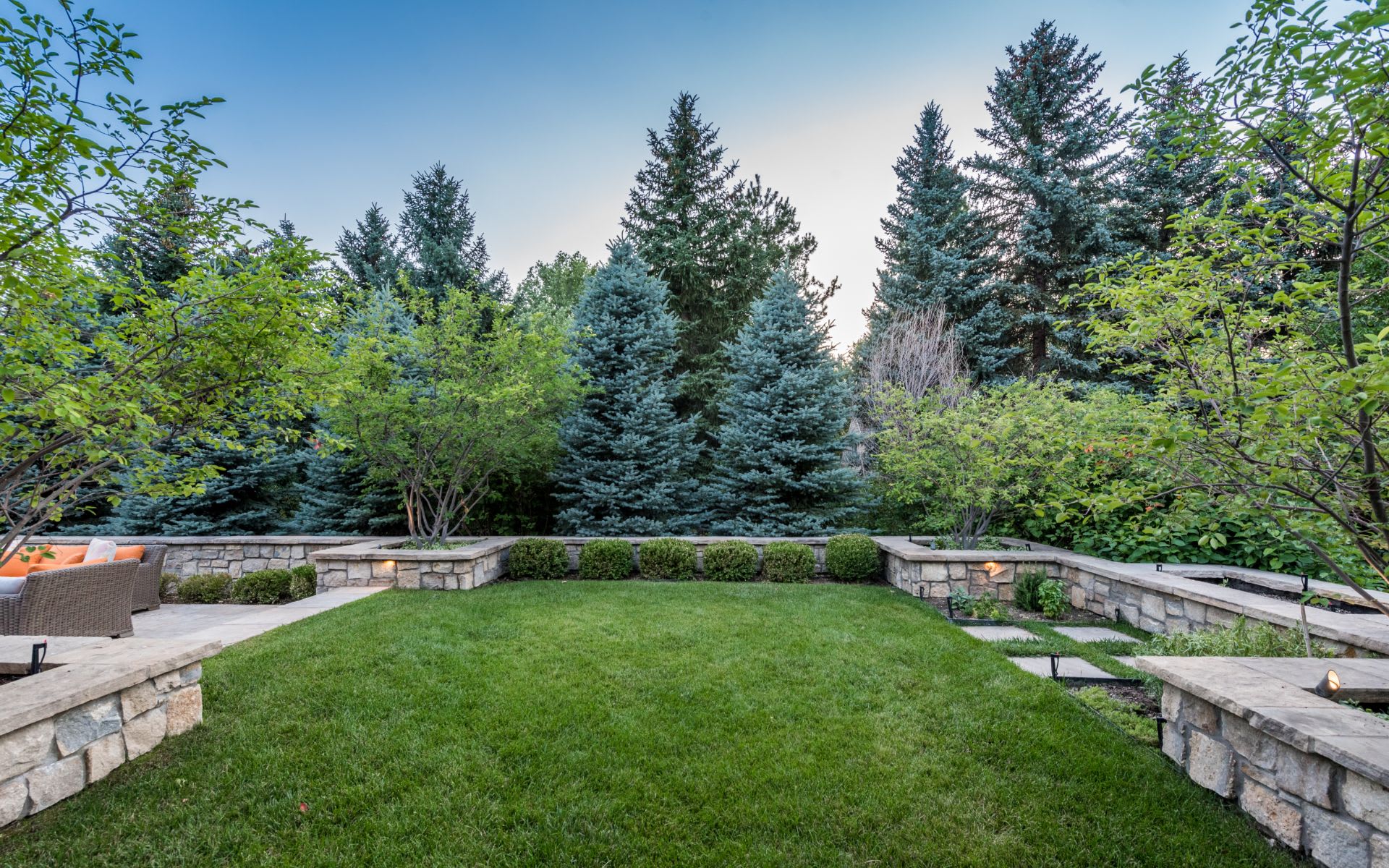 5945 S Race Court