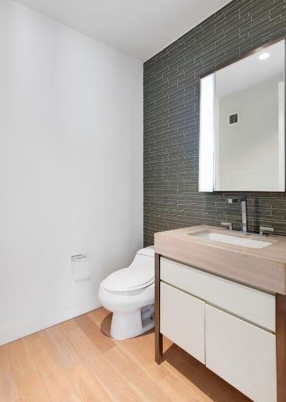 75 Wall Street, Apt 26-B