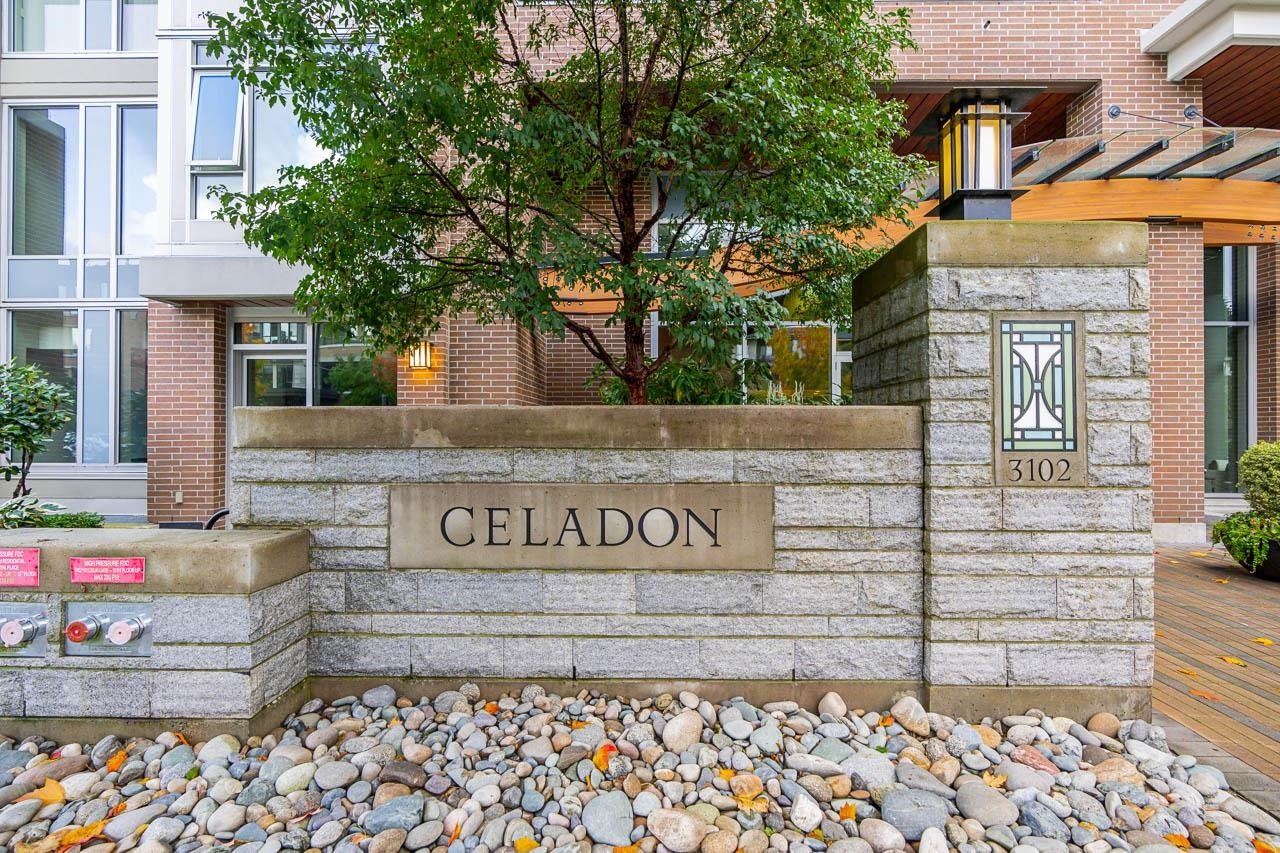 1205-3102 Windsor Gate