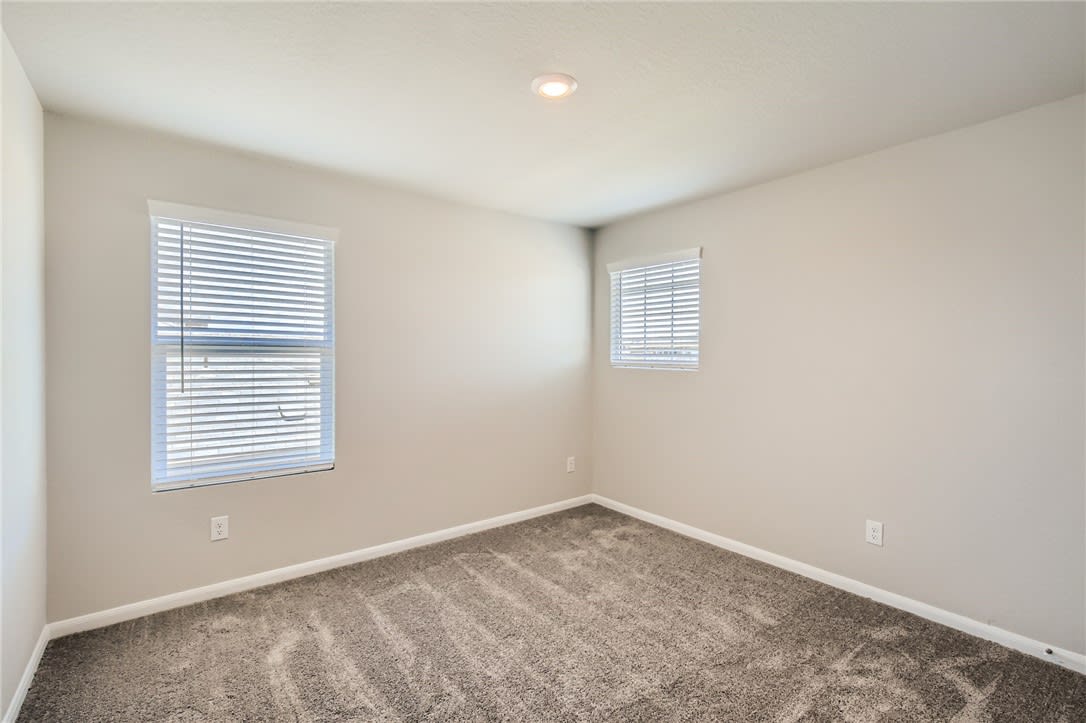 2478 Moselle Ln