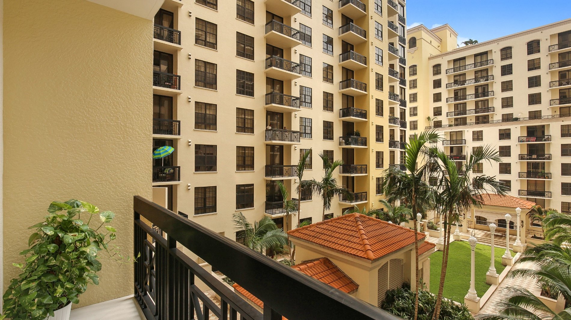 701 S Olive Ave, Apt 709