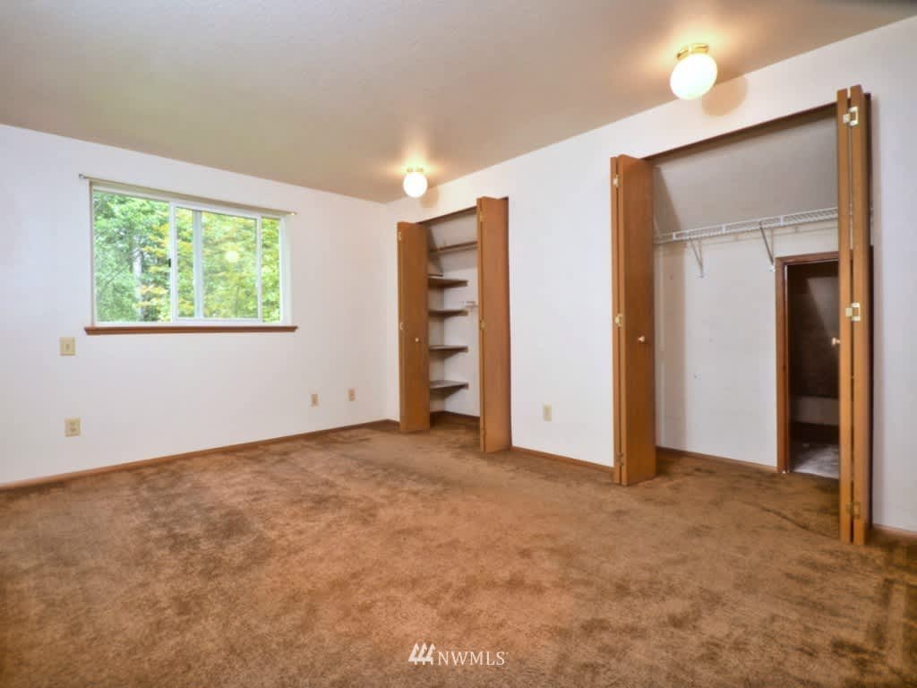 5107 159th Pl SW