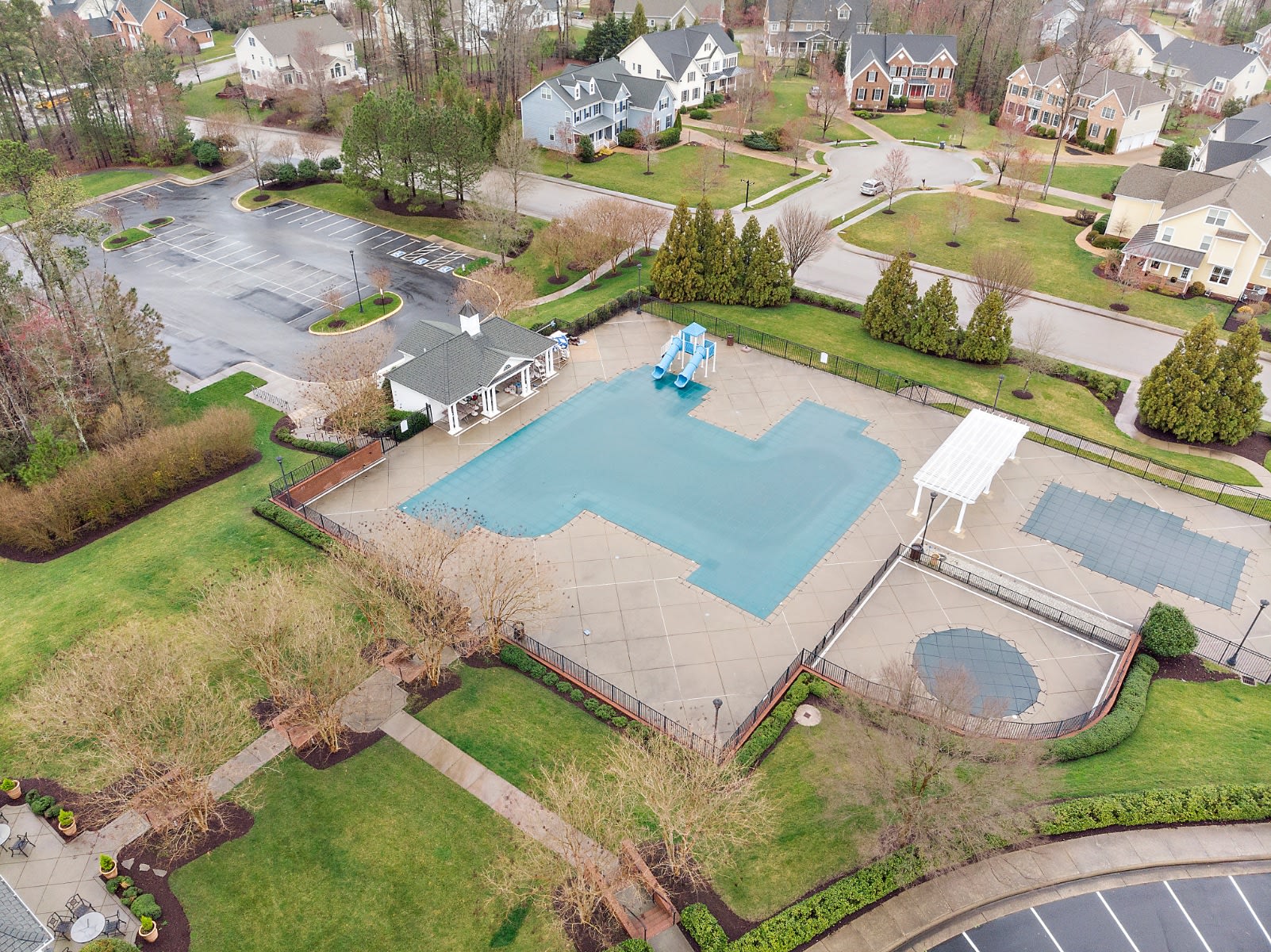 3700 Ellerton Drive