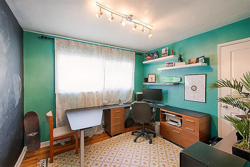406 English Ave