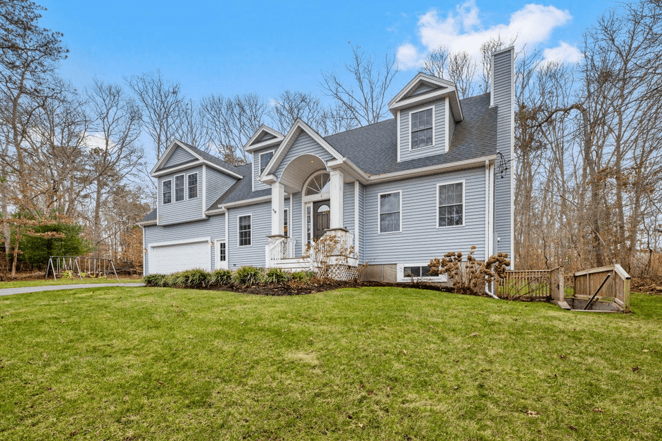 6 Freedom Rd