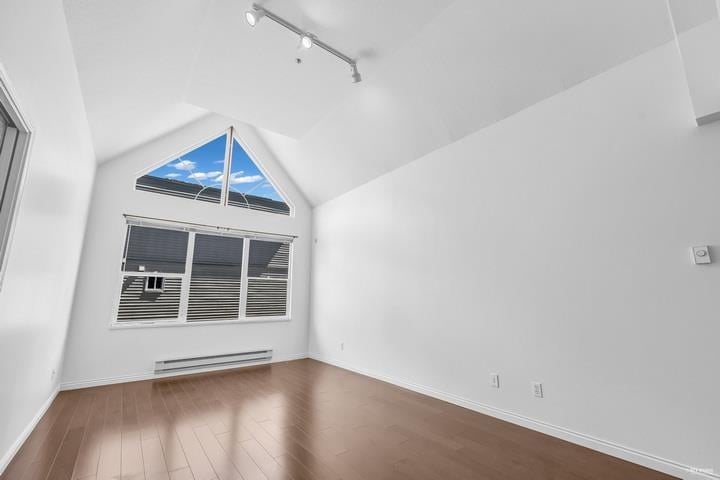 304-7031 Blundell Road, Richmond