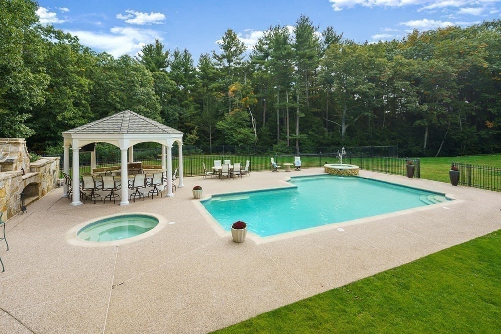 Stunning Italianate Home on 8.5 Acres abutting the Sudbury River