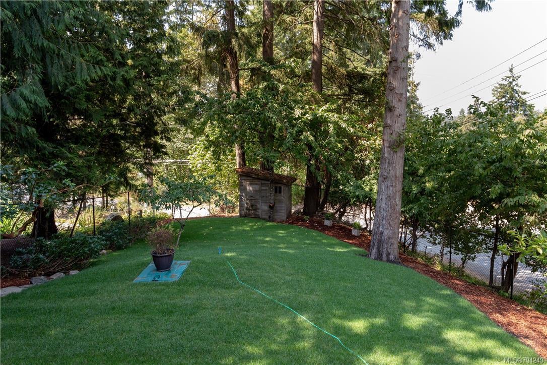 1770 Thrush Rd, Shawnigan Lake