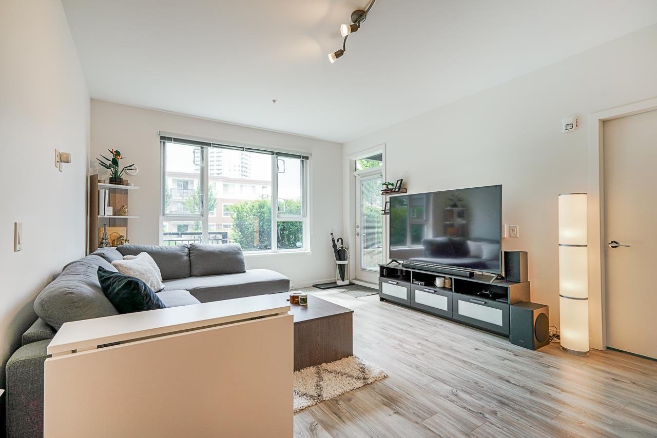 102-621 Regan Ave