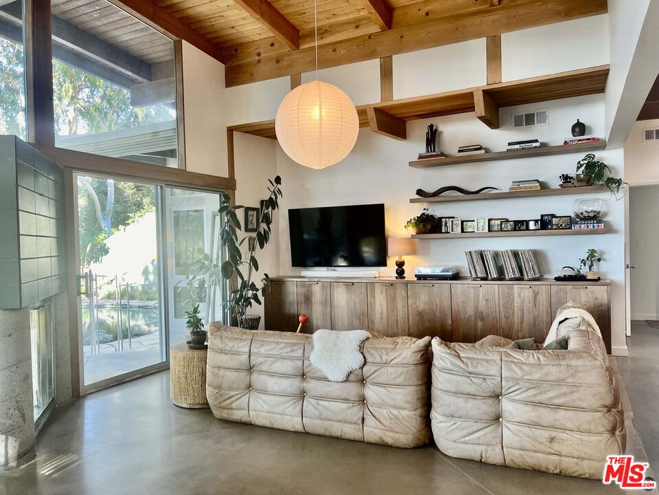 Luxe Luxe