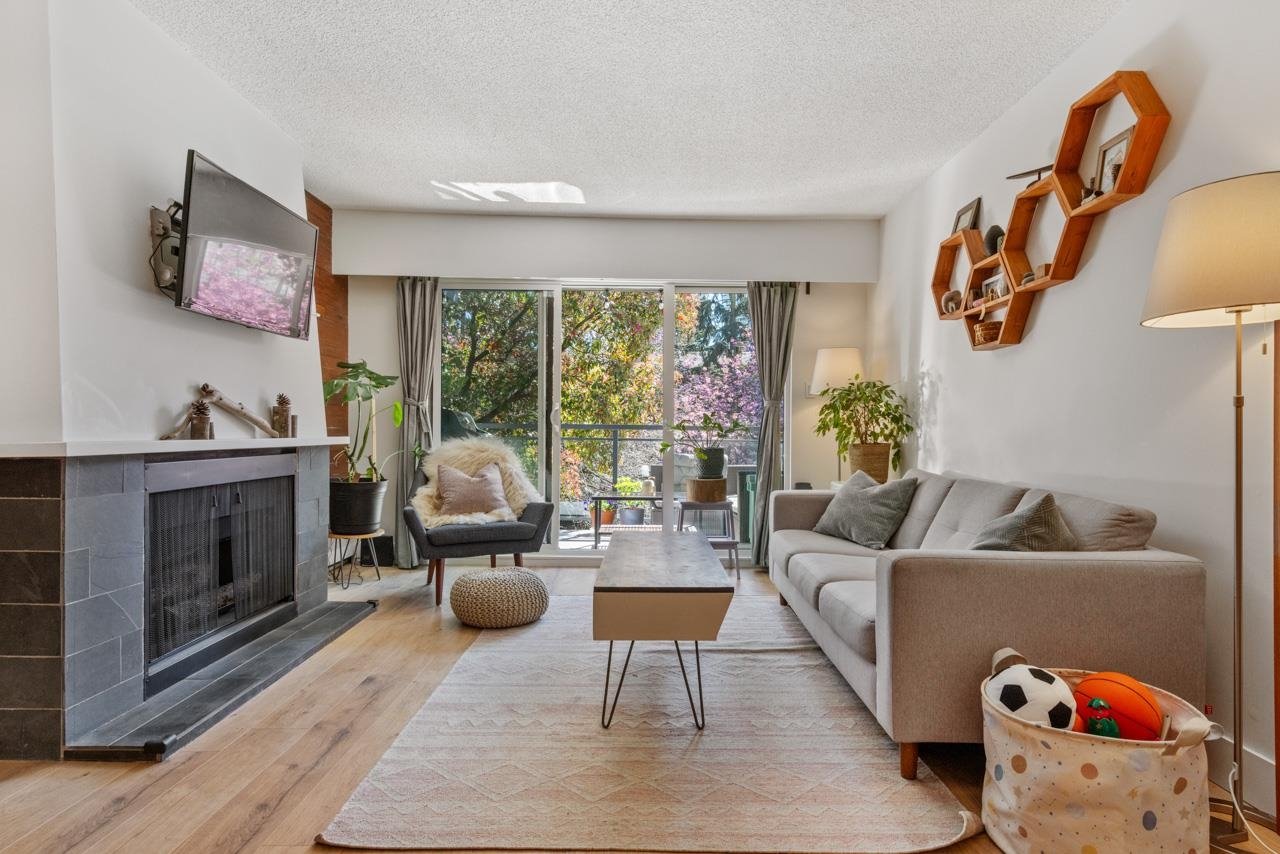 309-319 E 7th Ave