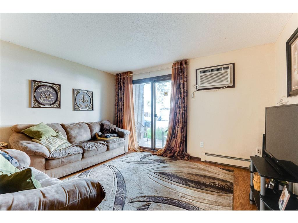 2930 Blaisdell Avenue #125, Minneapolis, MN 55408-2323