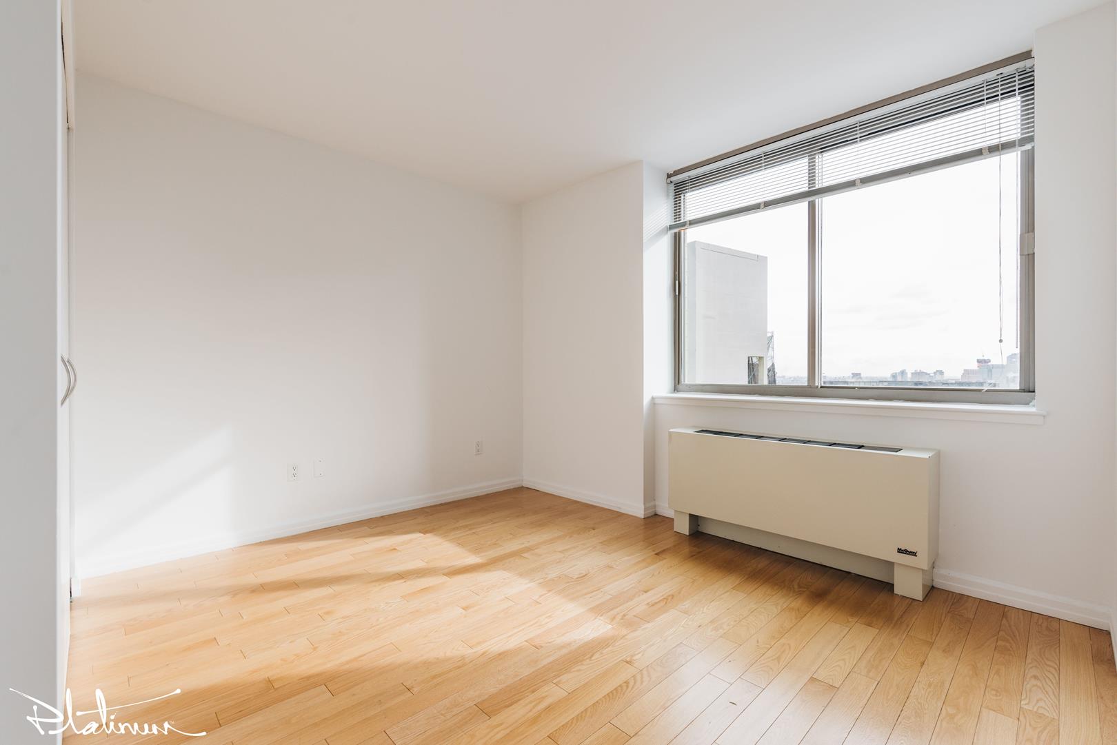 2 Gold Street, Apt 3913
