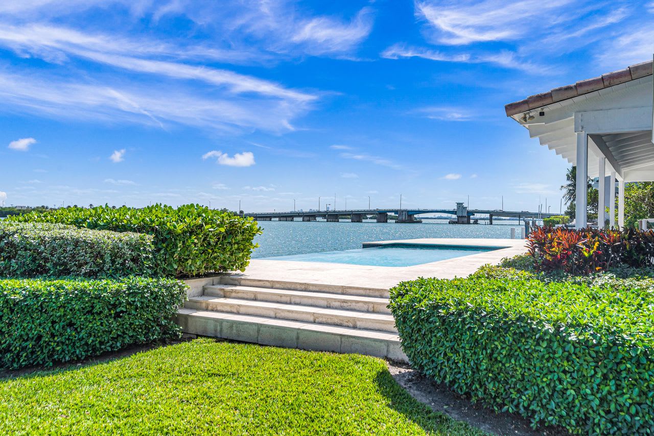 Miami’s Upper East Side Bayfront Residence