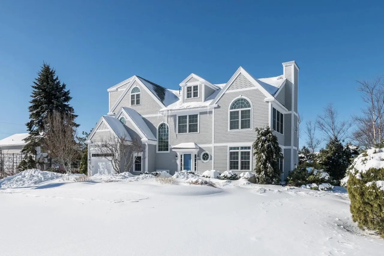 New Listing! 2 Leeward Lane, Kennebunk, ME 04043 – $3,150,000