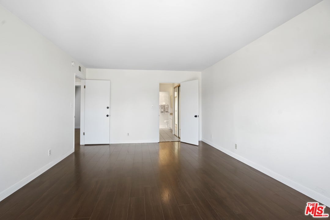 8135 Redlands St, #101