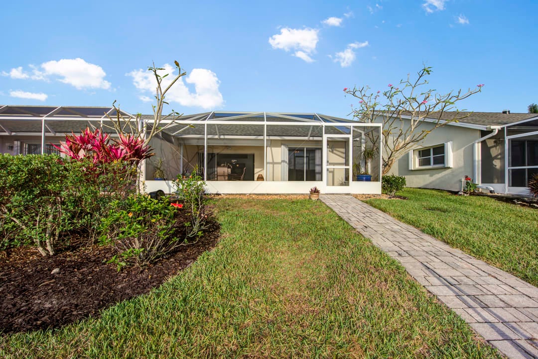 2912 Crown Pointe Blvd Unit #14-1
