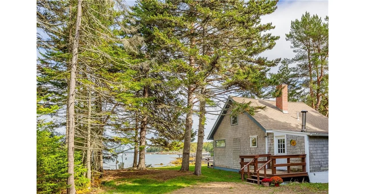 Home for Sale – 10 Water Street, South Thomaston, Maine