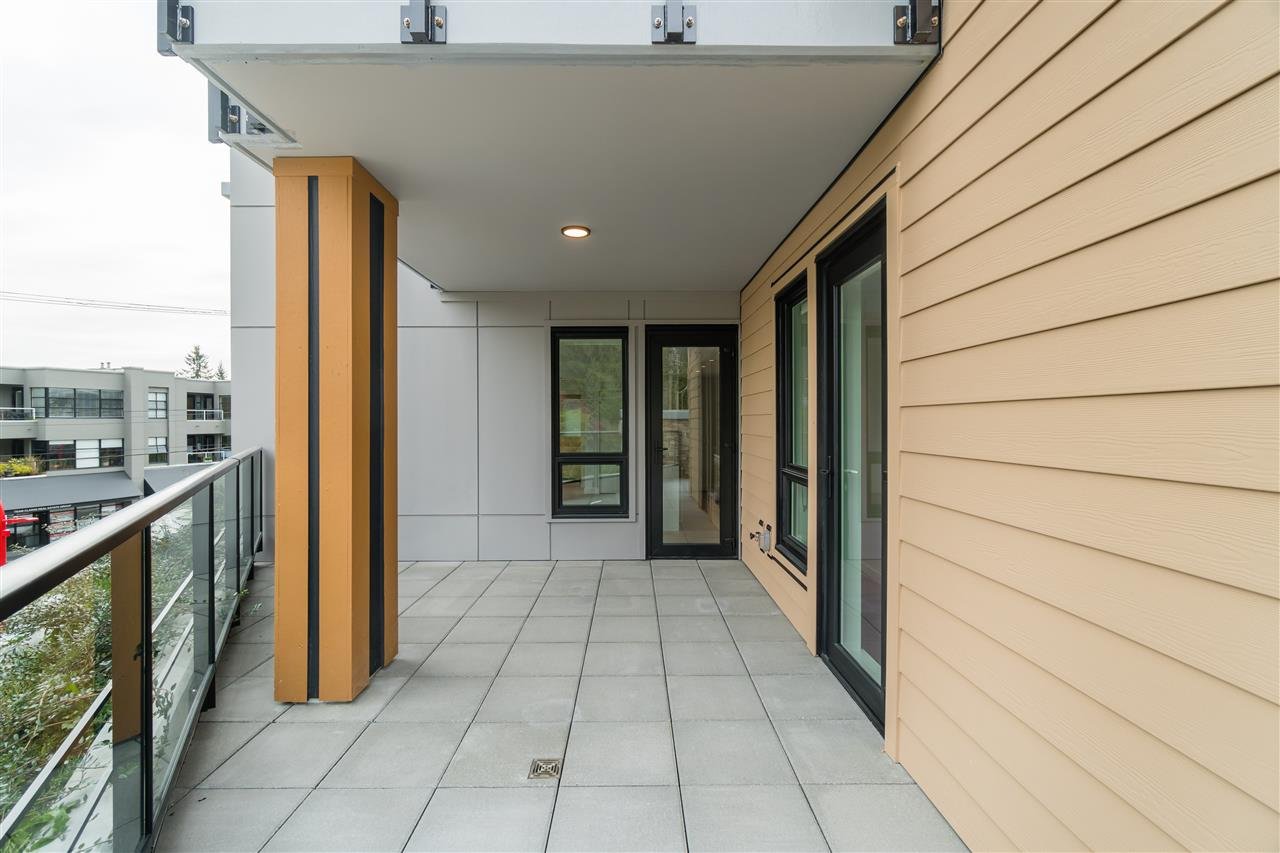205-3230 Connaught Cres